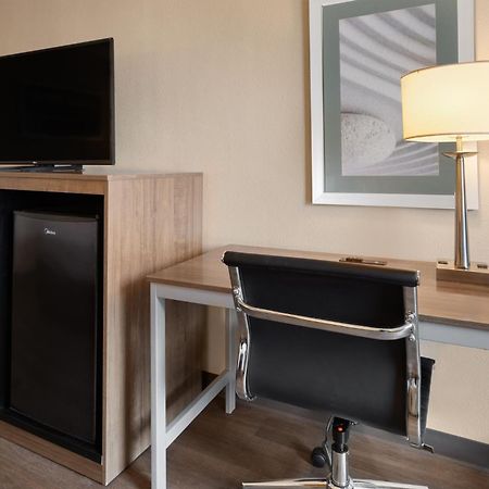 Wingate By Wyndham Troy Hotell Exteriör bild
